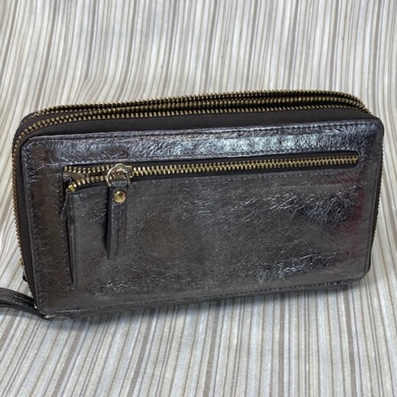 Tusk Vintage Pleated Wallet in Pewter Leather - Picture 2 of 14